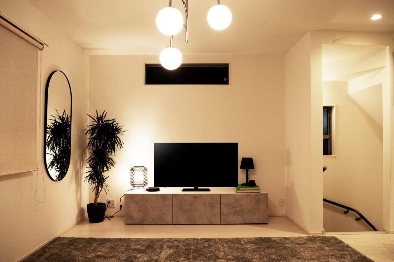 6 Mins To Walk Jr Okubo Station 1Stop To Shinjuku Brand New Silent Stylish 3Br Villa Tōkyō Extérieur photo